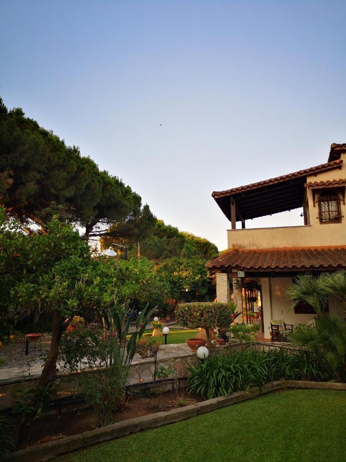 Villa Lena Entire Cottage Kalamaki  Bagian luar foto